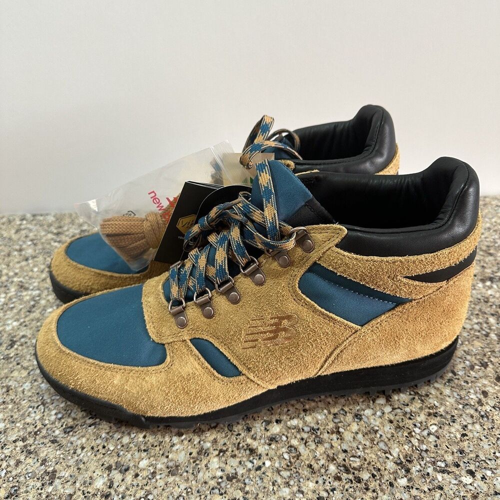 New Balance Rainer URAINAA Vibram Beige /Blue Hiking Boots Men's Size 12 NWT!
